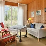 Redward - 1km From The Sea By Interhome Molby
