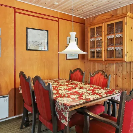 Holiday home Redward - 1km From The Sea In Western Jutland By Interhome